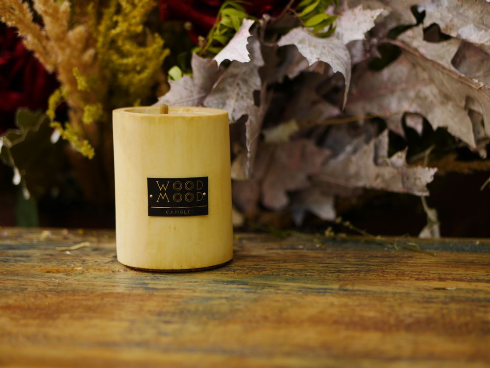 Cadeaux - SILKY S | Bougie intérieure en bois, cire d'abeille et huiles naturelles | Format cadeau parfait - WOOD MOOD