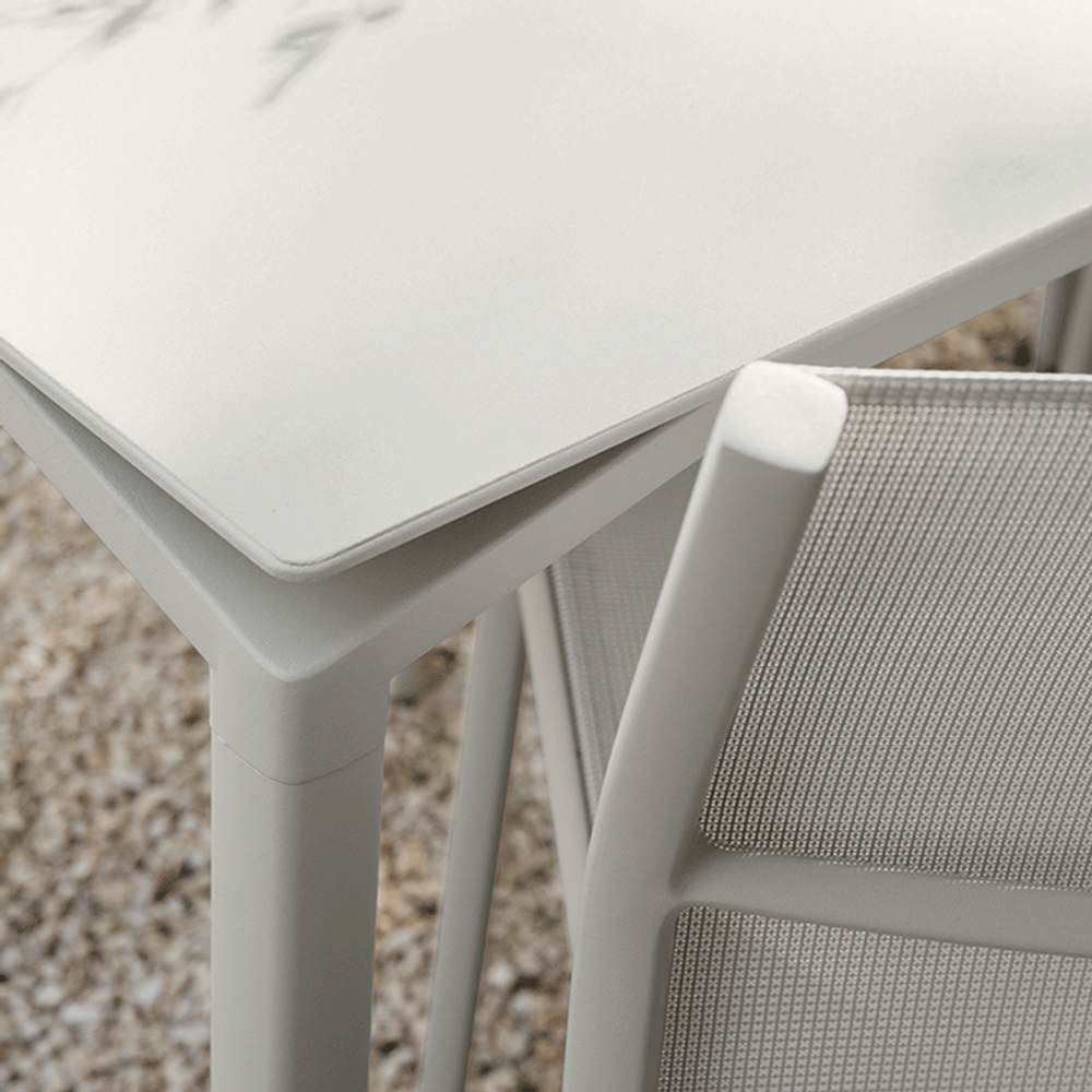 Chairs for hospitalities & contracts - CADIZ | The whole collection - FERMOB