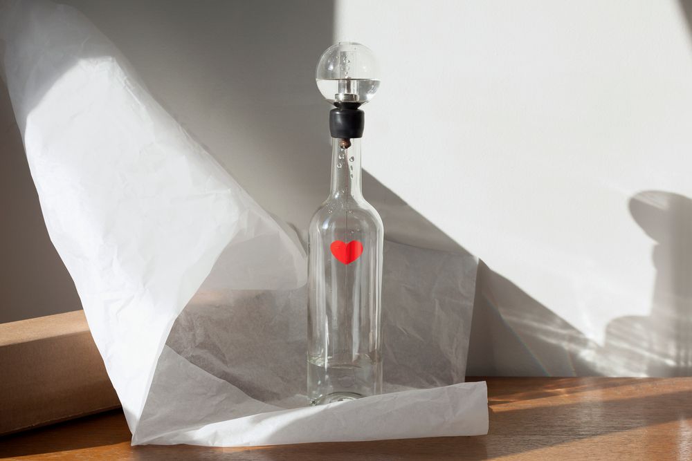 Gifts - 100ml brandy bottle design object - PH. BOUVERET OBJETS INVENTÉS