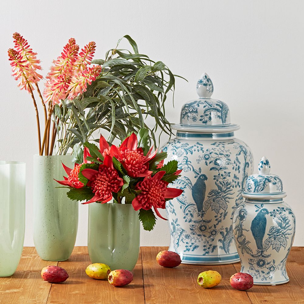 Floral decoration - Kniphofia jade - LOU DE CASTELLANE - Artificial flowers more true than nature  - LOU DE CASTELLANE