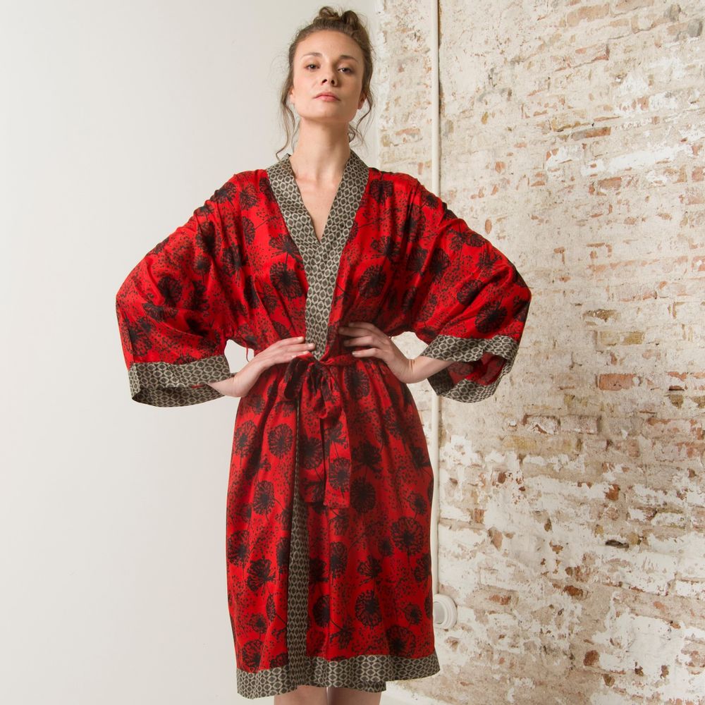 Homewear - COLETTE KIMONO - Ideal for a day at home in style ! - ROSHANARA PARIS