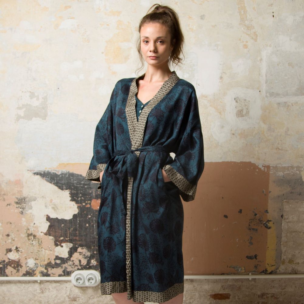 Homewear - COLETTE KIMONO - Ideal for a day at home in style ! - ROSHANARA PARIS