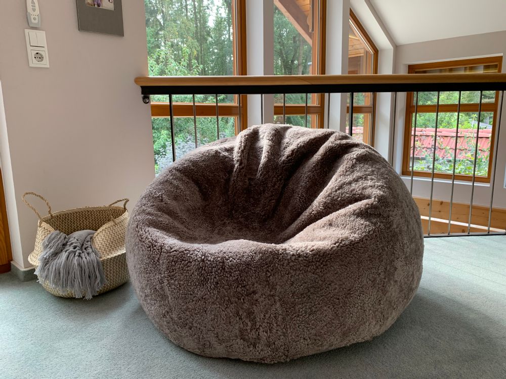 Pièces uniques - Pouf en peau de mouton - FIBRE BY AUSKIN