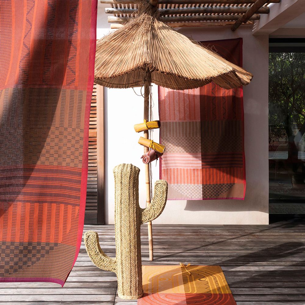 Bath towels - Totem beach towel - LE JACQUARD FRANCAIS