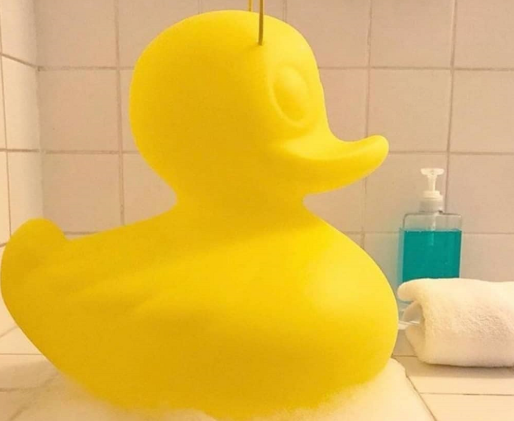 Accessoires à poser - LUMINAIRE FLOTTANT - THE DUCK DUCK LAMP S  JAUNE - GOODNIGHT LIGHT
