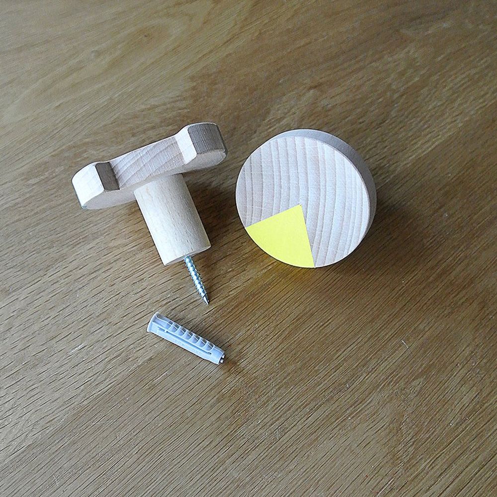 Objets design - Lot de 4 patères en bois de hêtre - BRIKI VROOM VROOM