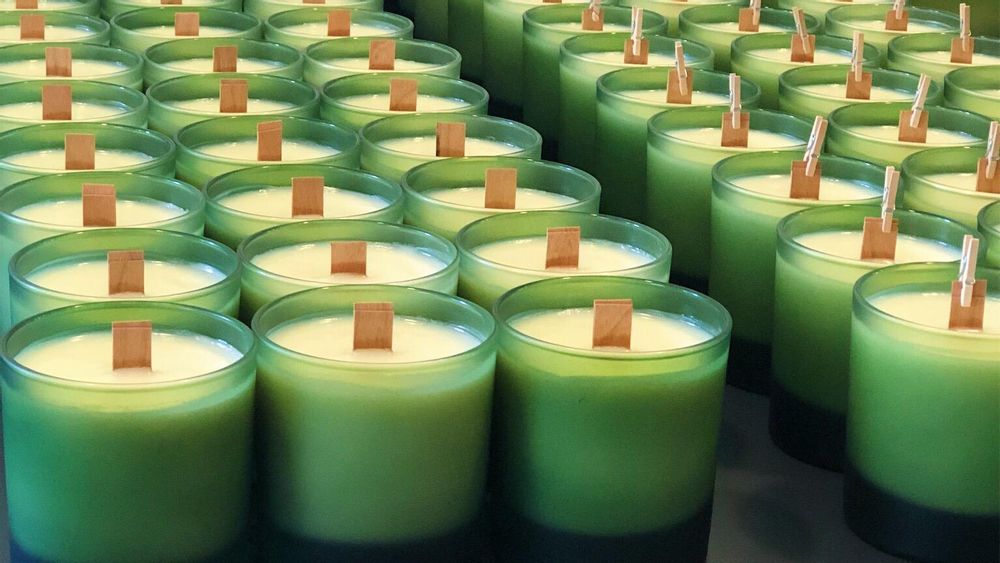 Gifts - Green Tea Leaves Scented Natural Candle - ECHOES CANDLE & SCENT LAB.