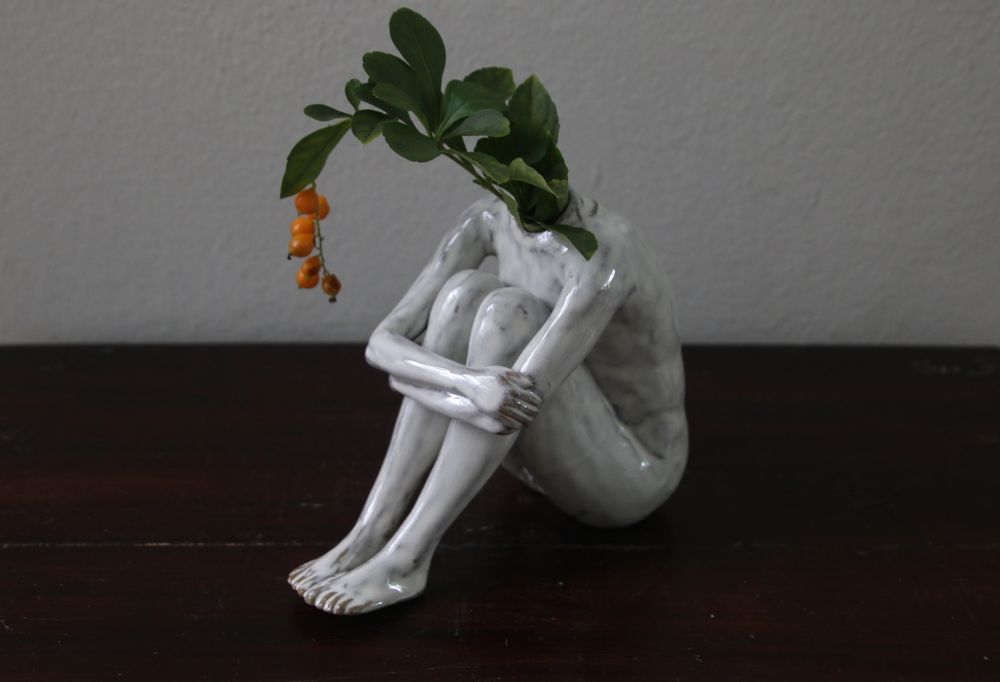 Vases - Think Vase - YARNNAKARN