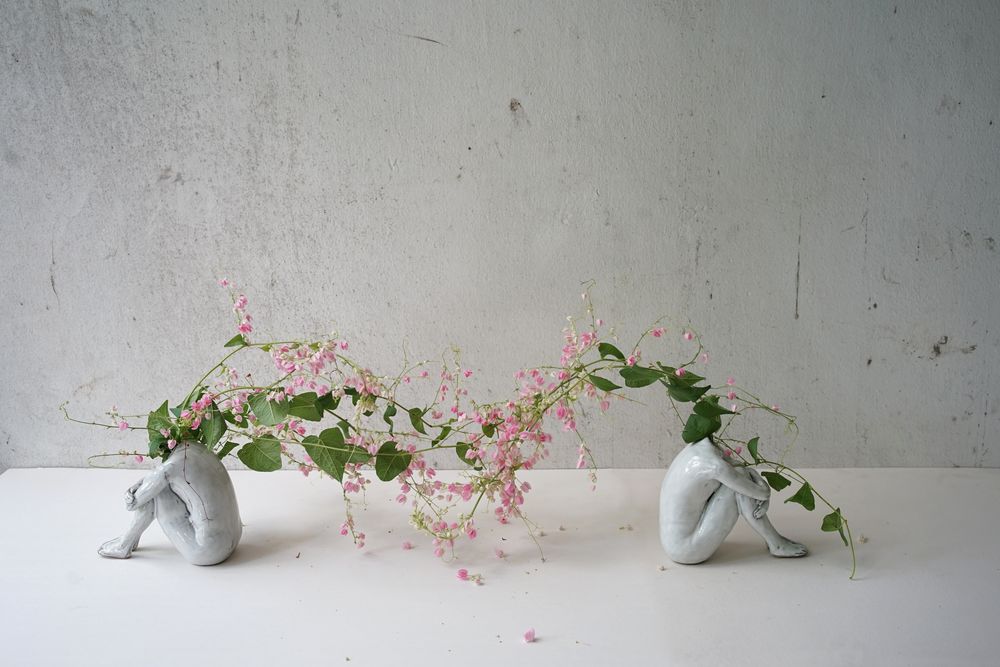 Vases - Think Vase - YARNNAKARN