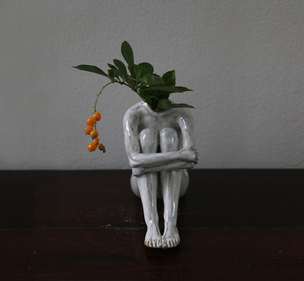 Vases - Think Vase - YARNNAKARN
