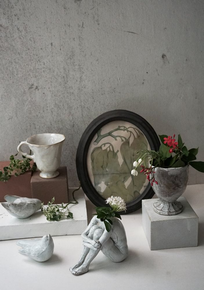 Vases - Think Vase - YARNNAKARN
