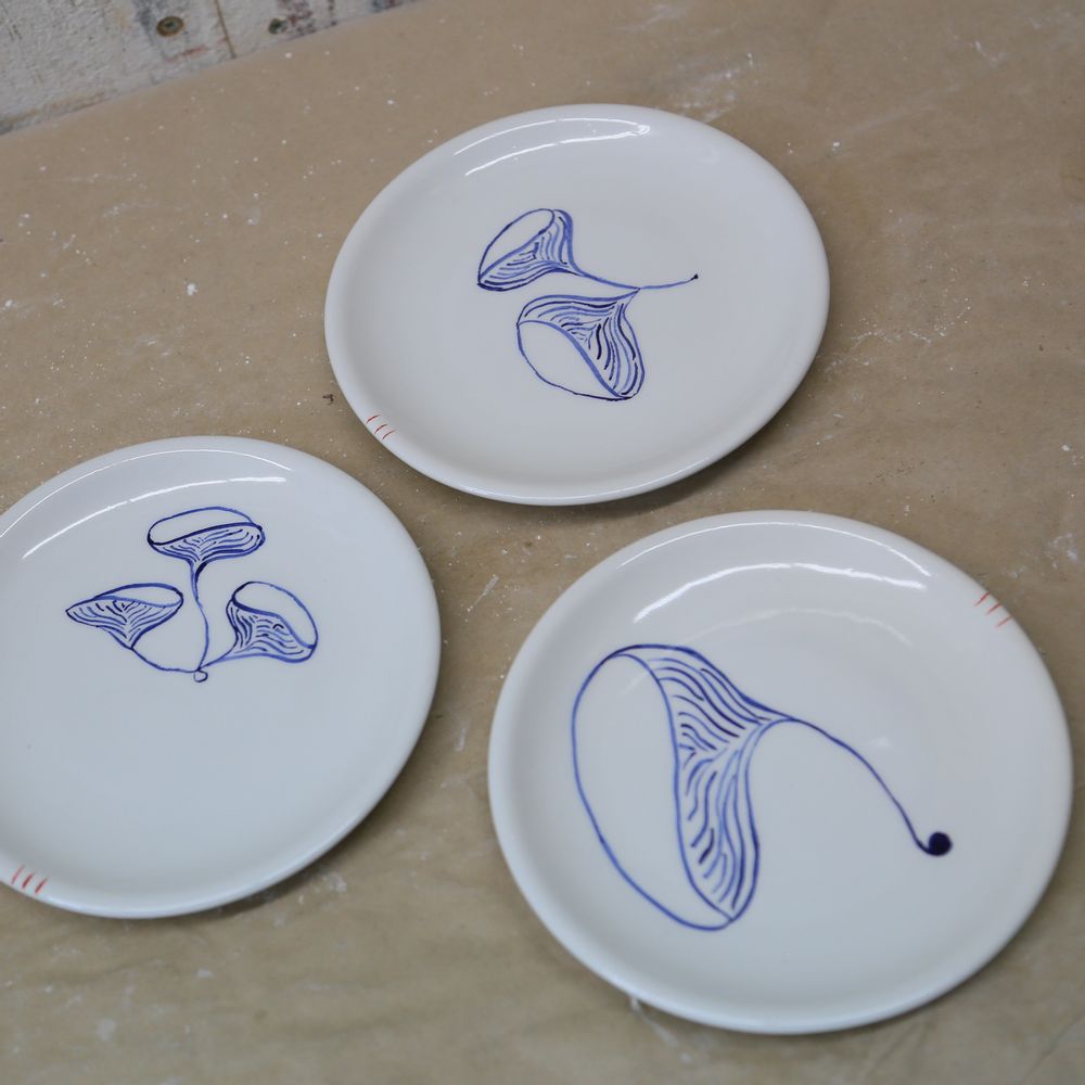 Assiettes au quotidien - VAISSELLE EN CÉRAMIQUE PEINTE - COOL COLLECTION