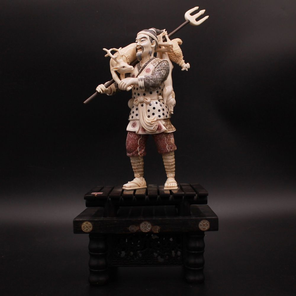 Sculptures, statuettes and miniatures - Abundant hunting, mammoth ivory sculpture - TRESORIENT
