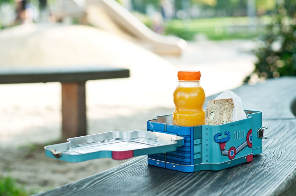Children's mealtime - Robot lunch box - SUCK UK