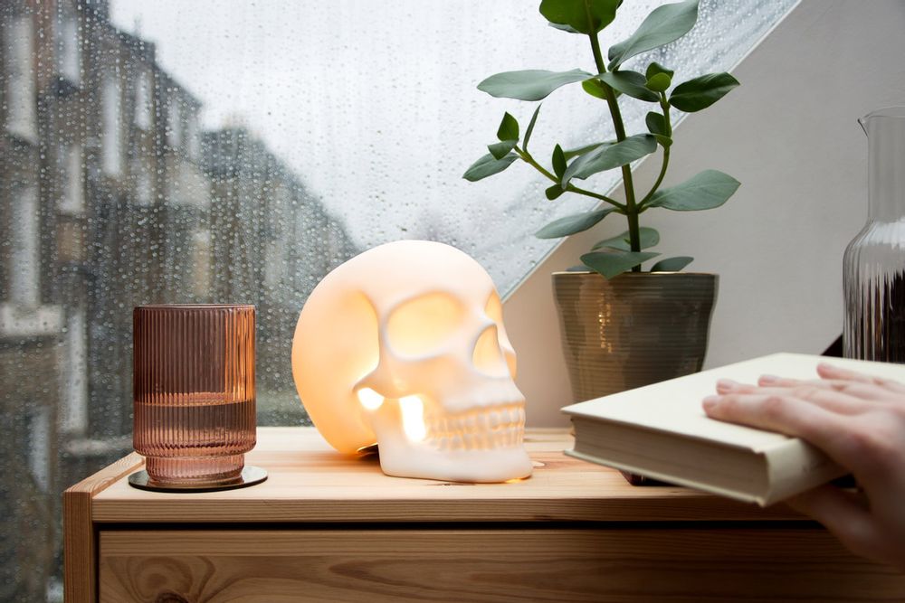 Design objects - Skull light - SUCK UK