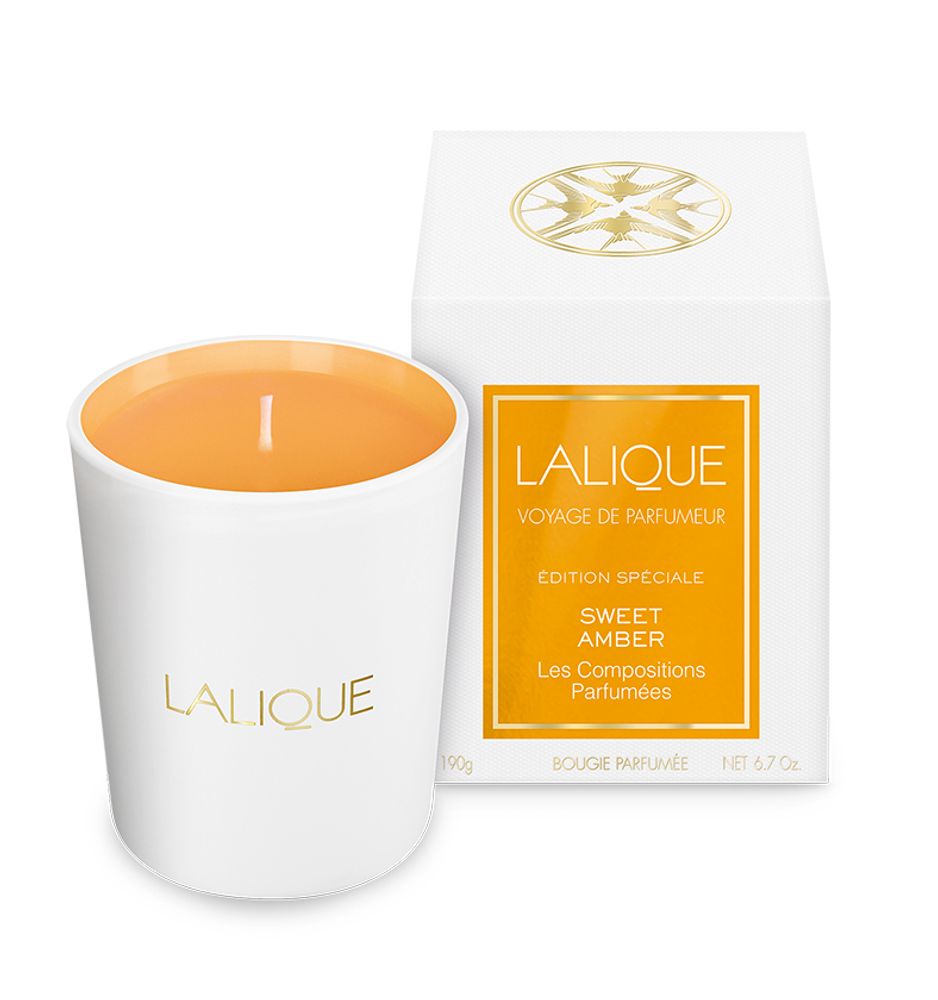 Objets de décoration - SWEET AMBER - BOUGIE PARFUMÉE. - LALIQUE VOYAGE DE PARFUMEUR
