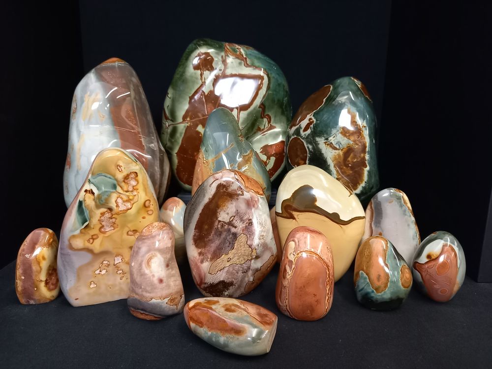 Objets de décoration - Blocs de Jaspe polychrome, cabinet de curiosités. - METAMORPHOSES
