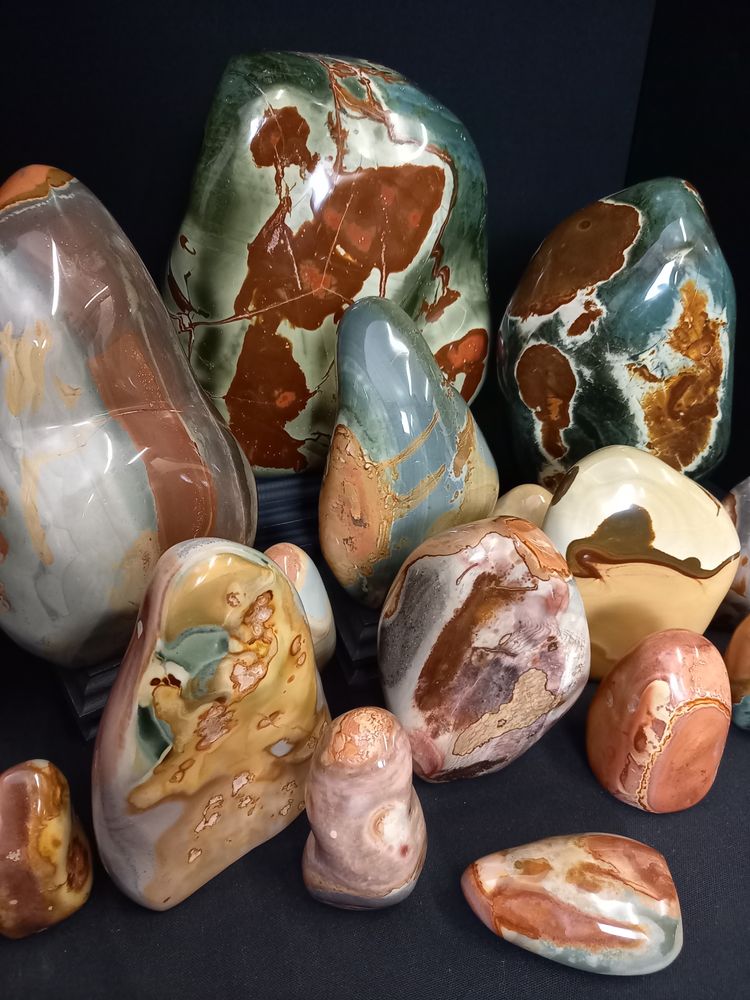 Objets de décoration - Blocs de Jaspe polychrome, cabinet de curiosités. - METAMORPHOSES
