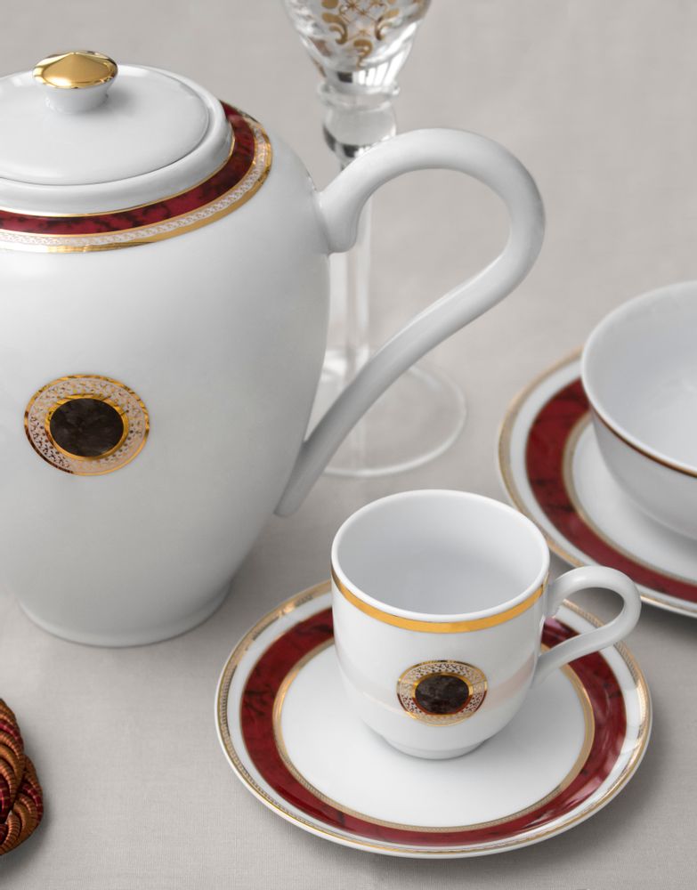 Assiettes de réception - Détail assiette en porcelaine - PORCEL