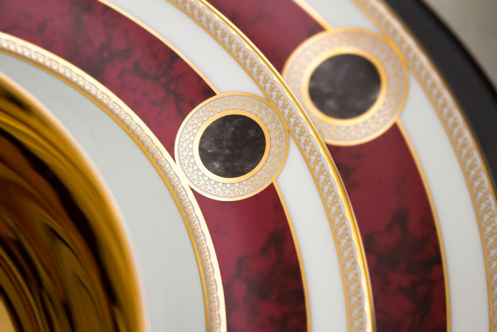 Assiettes de réception - Détail assiette en porcelaine - PORCEL