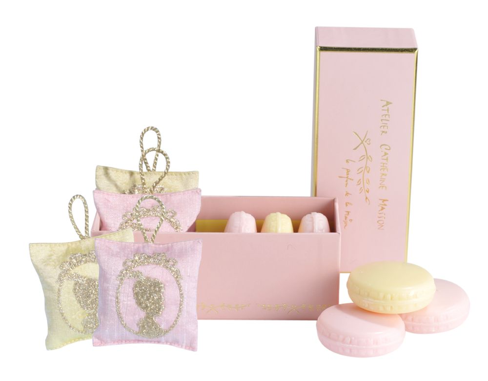 Scent diffusers - Cameo embroidered heart hook, perfume diffuser - ATELIER CATHERINE MASSON