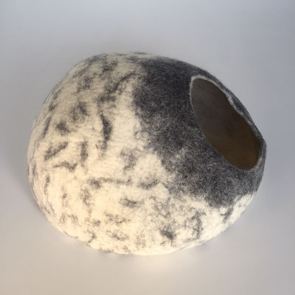 Accessoires animaux - Cocon pour chat, grotte pour chat , couchage pour chat , dodo pour chat , panier pour chat , igloo, niche pour chat , lit, cabane, maison pour chat - COCOON PARIS