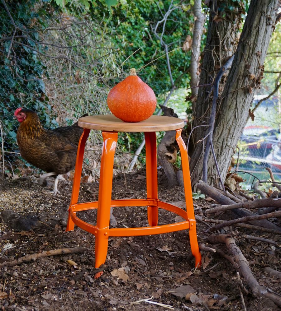 Tabourets pour collectivités - TABOURET NICOLLE® Bois et métal H45 - NICOLLE CHAISE
