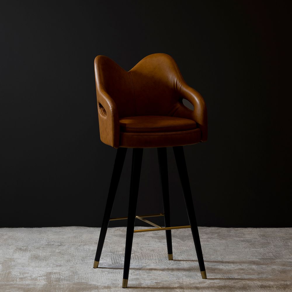 Chaises - Tabourets de Bar Mary Modernes, Cuir Caramel, Fabriqués à la Main au Portugal par Greenapple - GREENAPPLE DESIGN INTERIORS