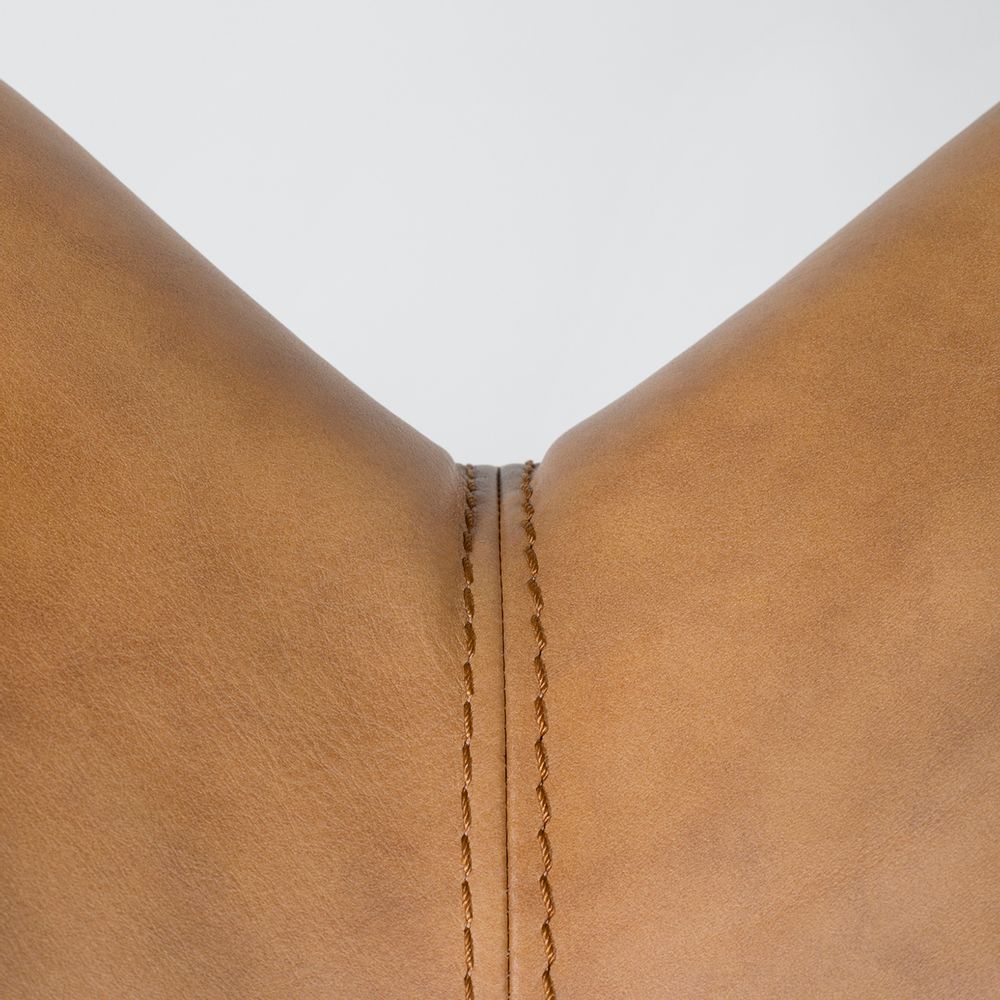 Chaises - Tabourets de Bar Mary Modernes, Cuir Caramel, Fabriqués à la Main au Portugal par Greenapple - GREENAPPLE DESIGN INTERIORS