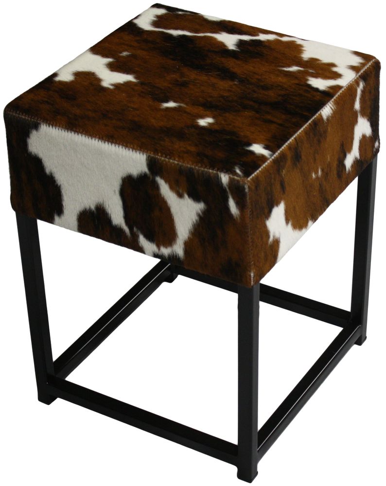 Stools - Tabouret bas en peau de vache - TERGUS