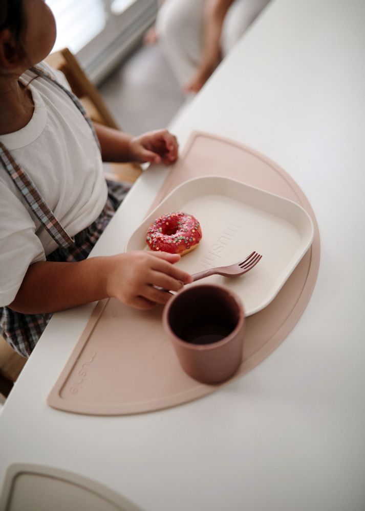 Kids accessories - Assiettes carrées MUSHIE - PETIT TRUC