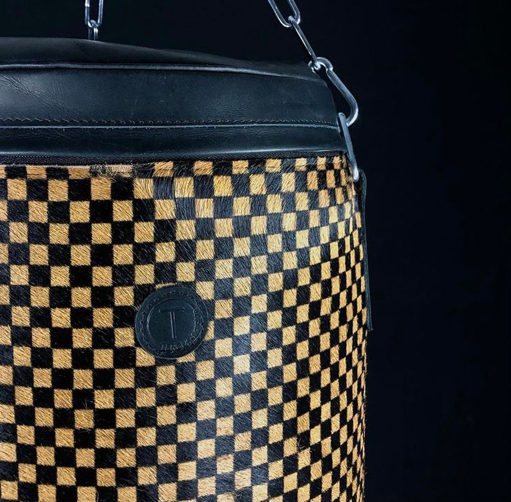 Objets design - Punching ball haut de gamme en peau de vache - TERGUS