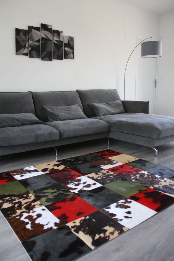 Tapis sur-mesure - Tapis en peau de vache teinté  - TERGUS