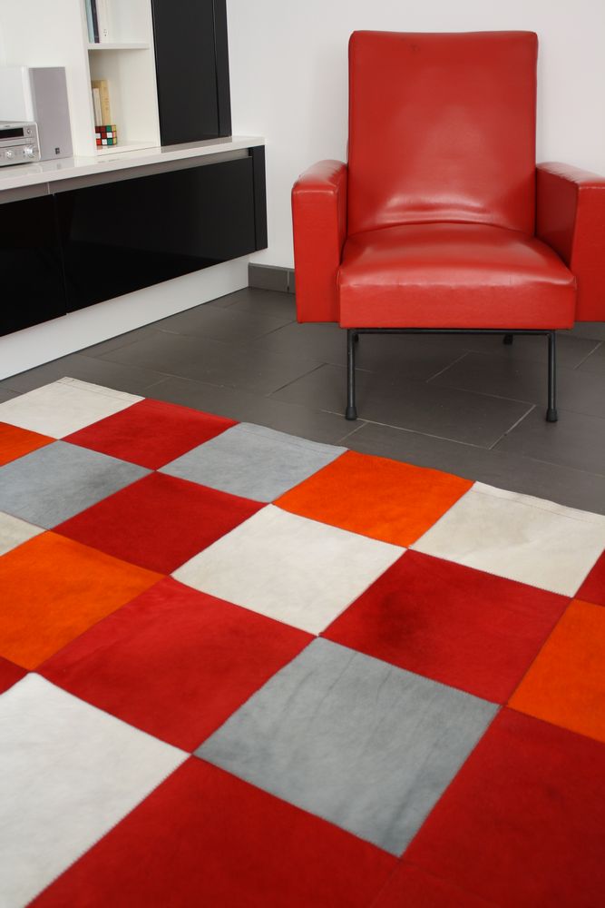 Tapis sur-mesure - Tapis en peau de vache teinté  - TERGUS