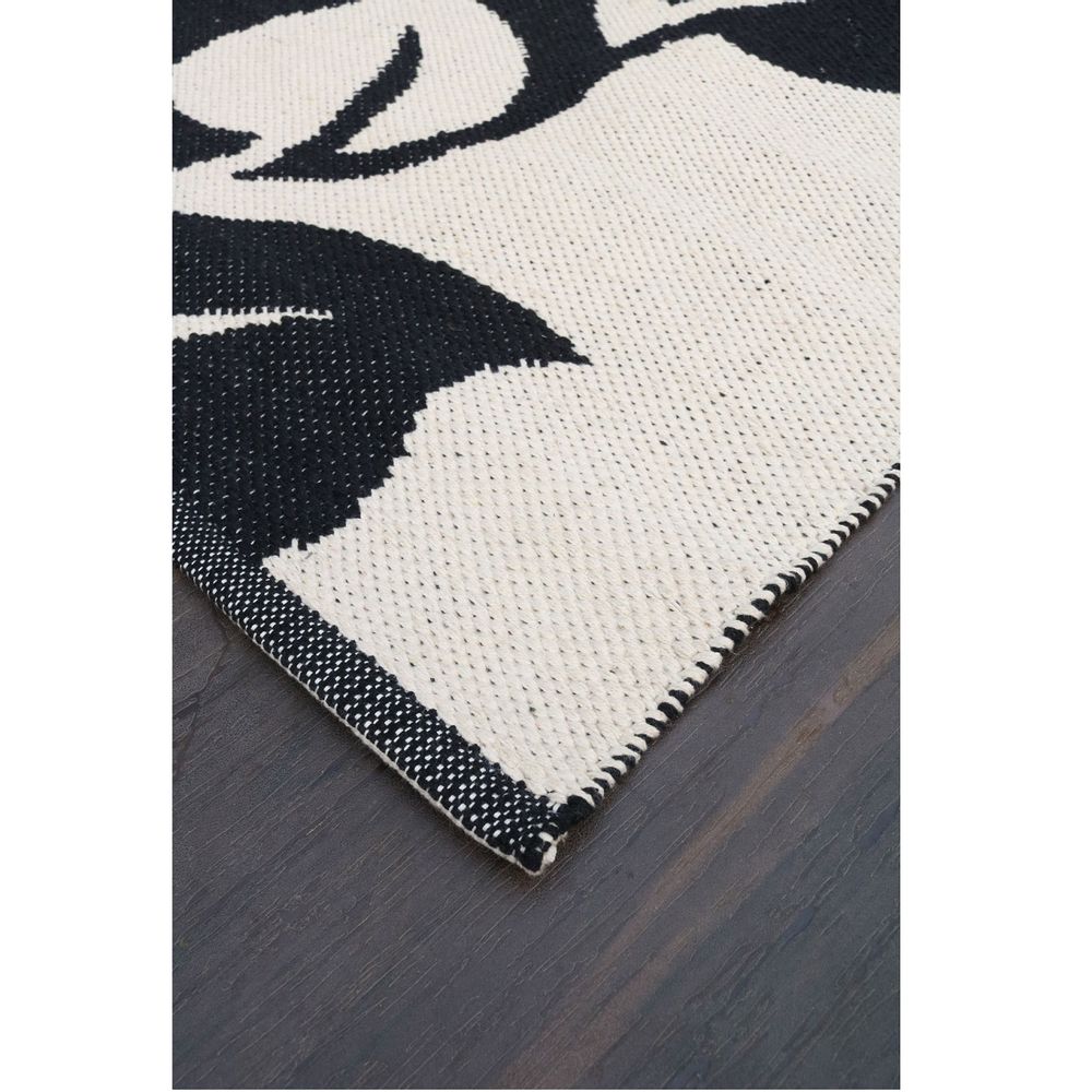 Fabric cushions - Chain Stitch Wool Cushion - MEEM RUGS
