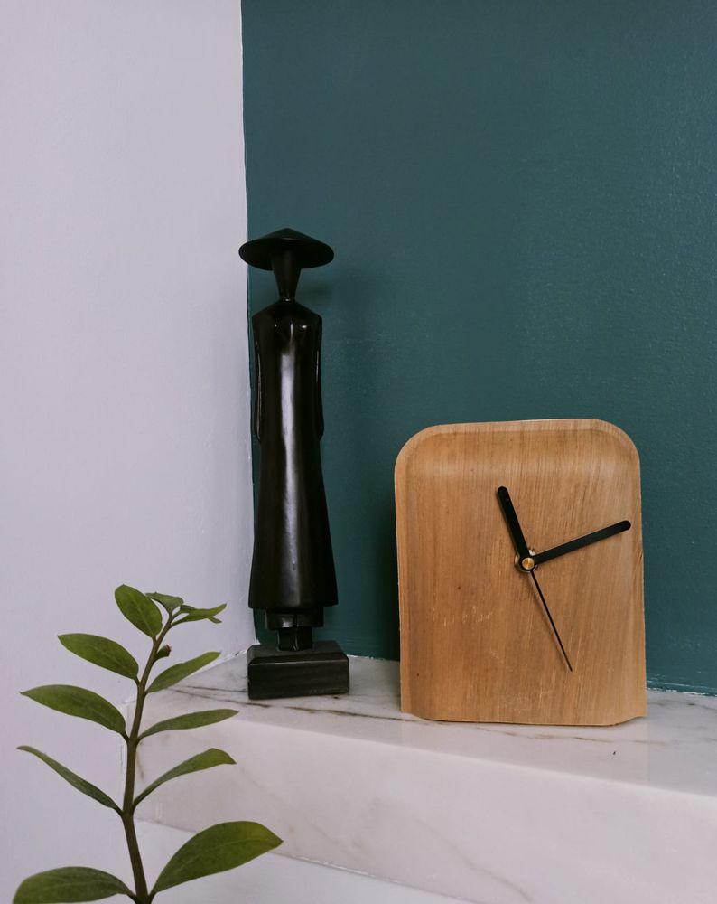 Clocks - Table Clocks rectangle 20x 15cm made of Palm trees leaves - ARECABIO