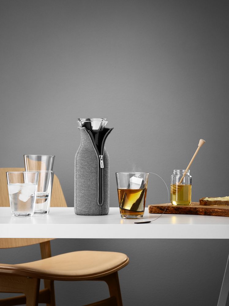 Food storage - Fridge carafe 1.0l woven - EVA SOLO