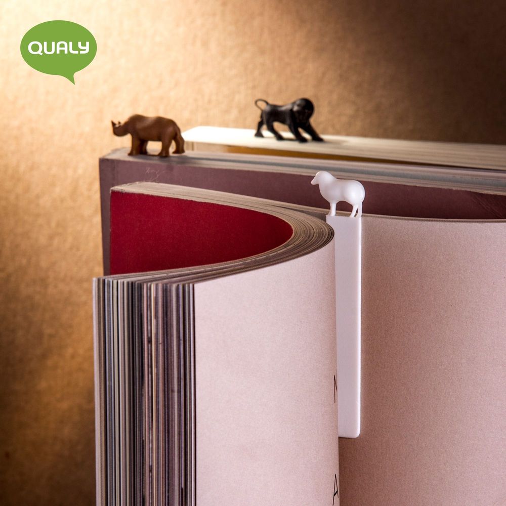 Gifts - Stationery : Bookend and Bookmark : Pencil sharpener  : Magnet  :100% recyclable. - QUALY DESIGN OFFICIAL