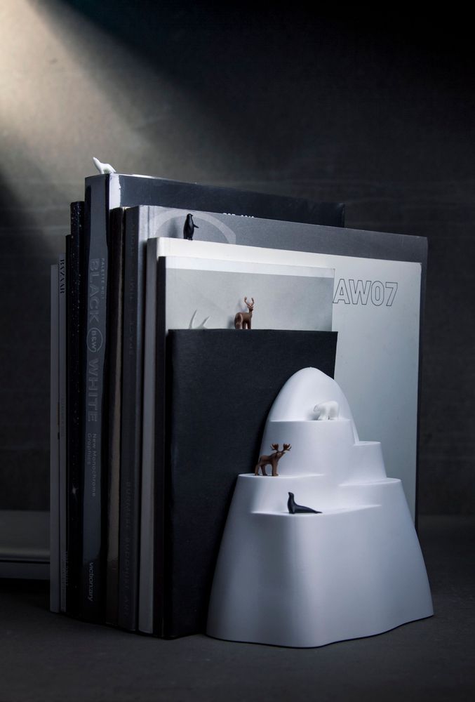 Gifts - Stationery : Bookend and Bookmark : Pencil sharpener  : Magnet  :100% recyclable. - QUALY DESIGN OFFICIAL