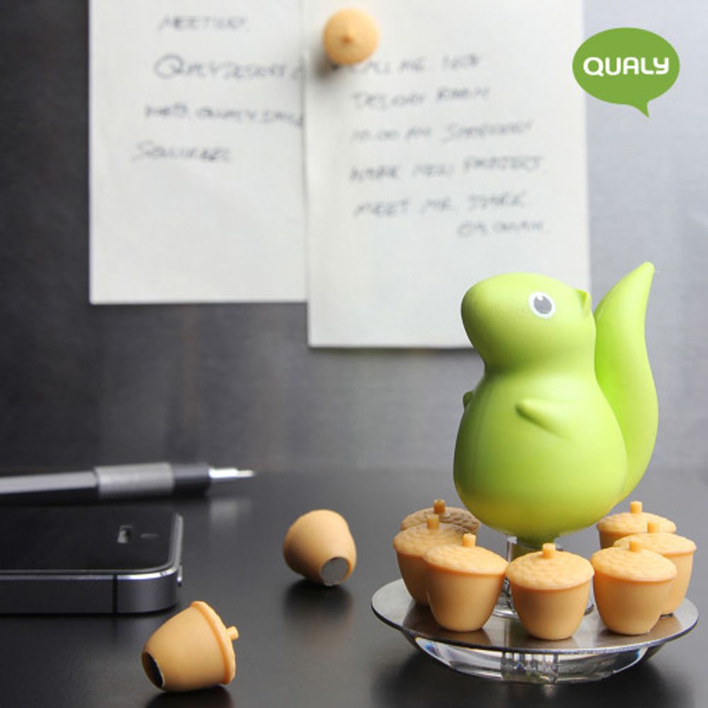 Gifts - Stationery : Bookend and Bookmark : Pencil sharpener  : Magnet  :100% recyclable. - QUALY DESIGN OFFICIAL