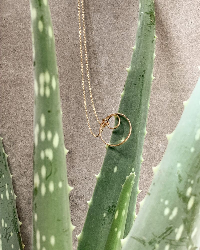 Jewelry - Circle full Circle Necklace - ESSYELLO