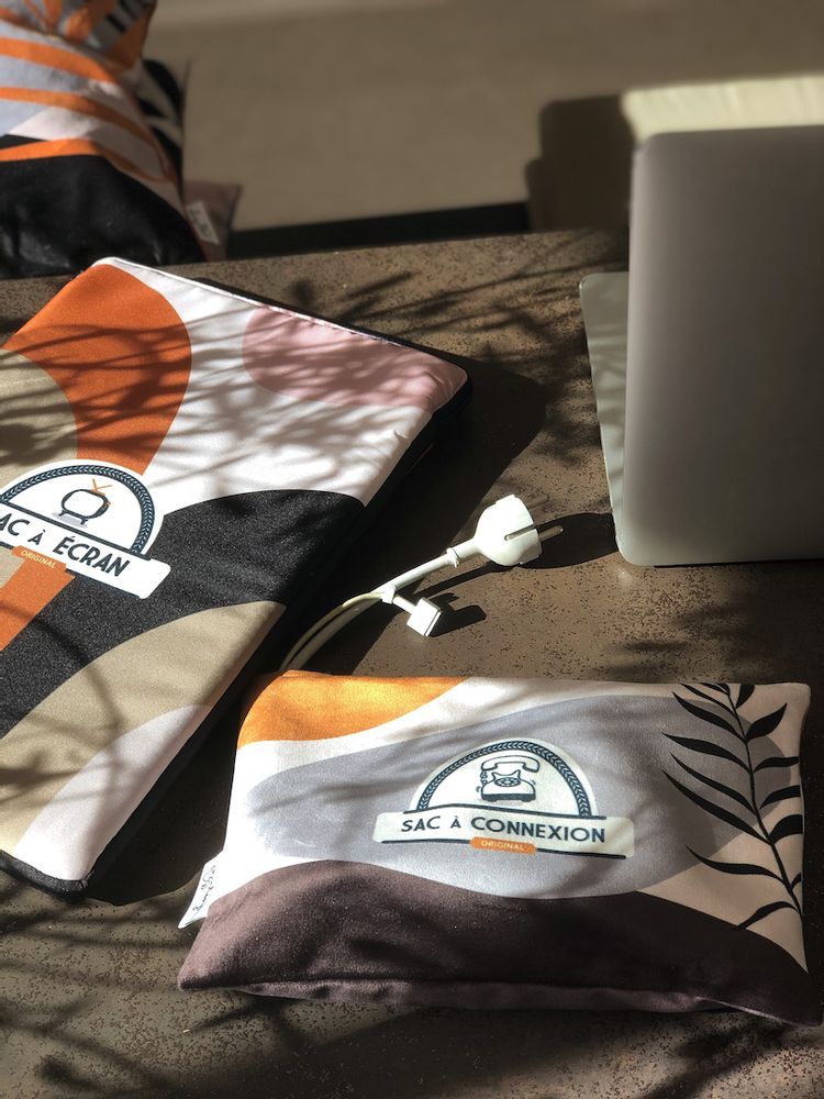 Accessoires de voyage - Sacs à connexion "Les nomades travailleurs" - LOOPITA