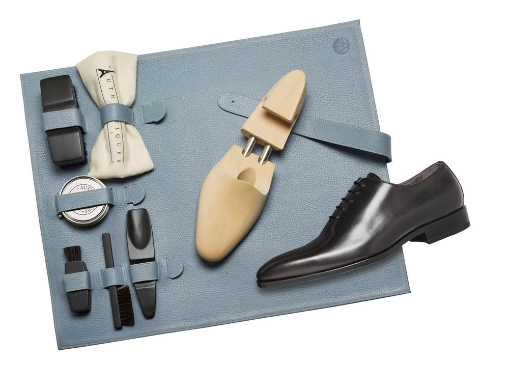 Chaussures - ACCESSOIRES DE PANSEMENT EN BOIS ET EN CUIR - AUTHENTIQUES PARIS