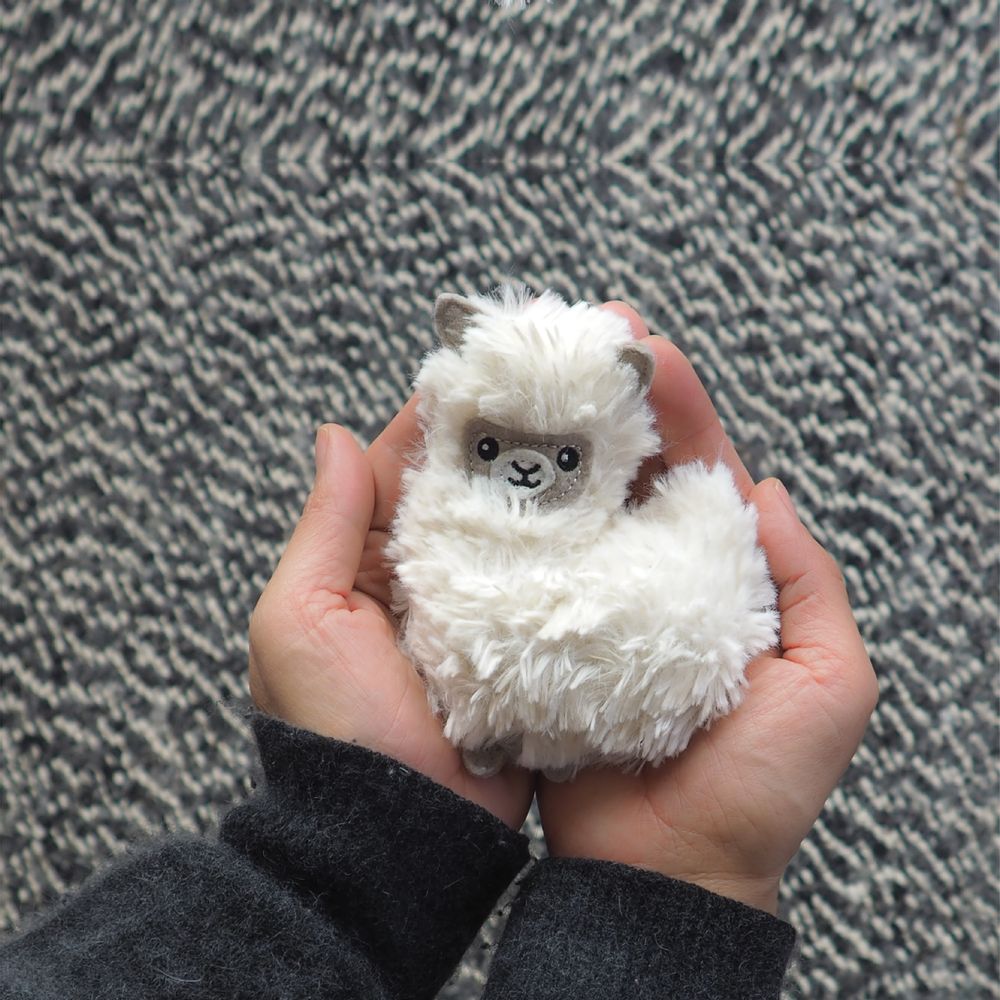 Gifts - Bitten-Heatable Pocket Pal Fluffy Llama - BITTEN