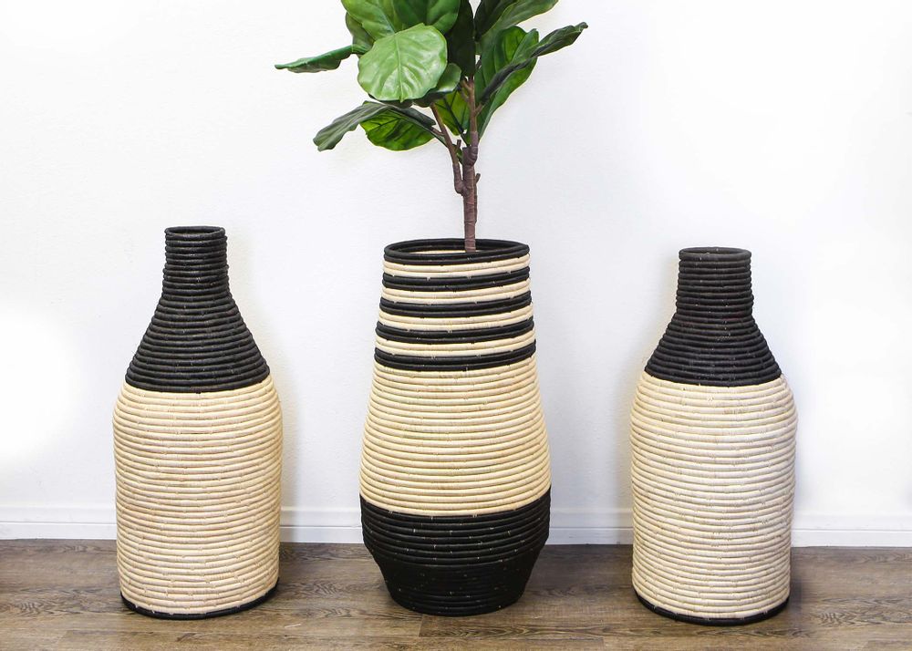 Vases - Urne au sol Daria Noir - ALL ACROSS AFRICA + KAZI