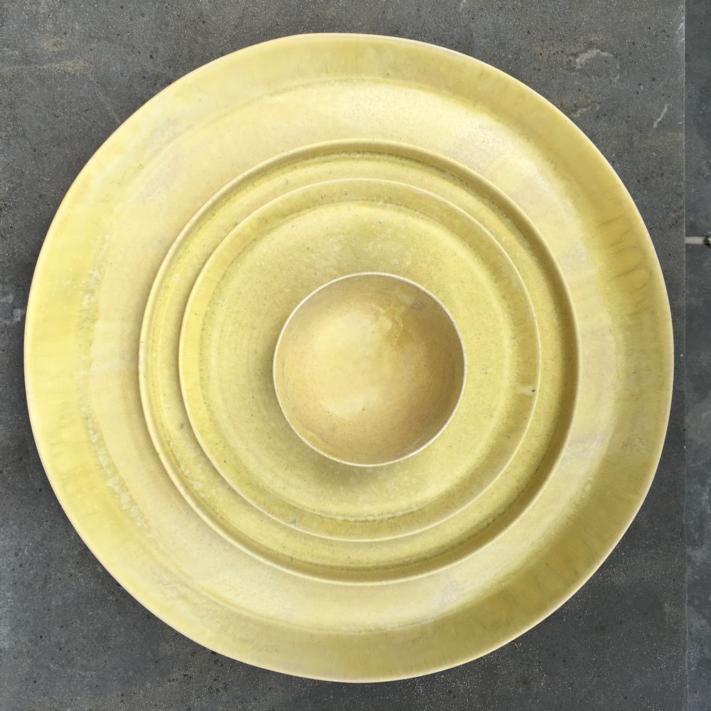 Assiettes de réception - Assiette bicolore porcelaine - MARTINE MIKAELOFF