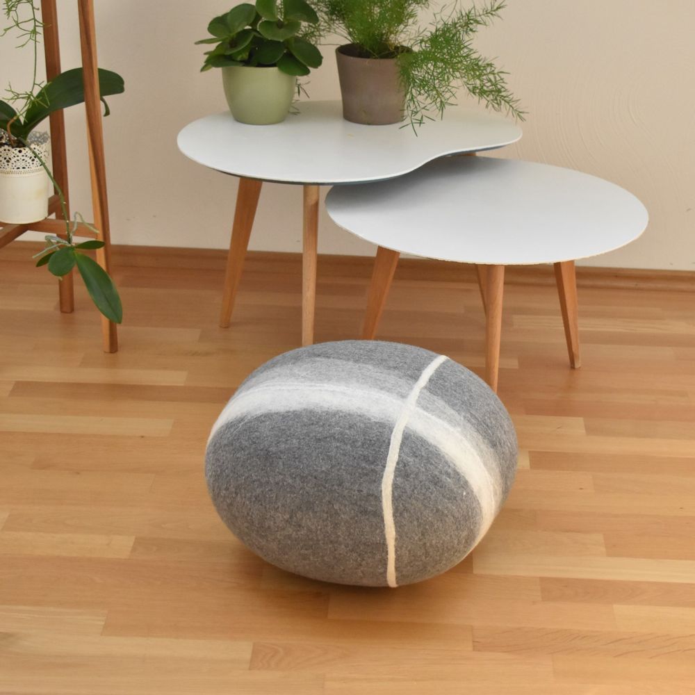 Coussins textile - Coussin de sol en laine feutrée, collection Pierre - L'ATELIER DES CREATEURS