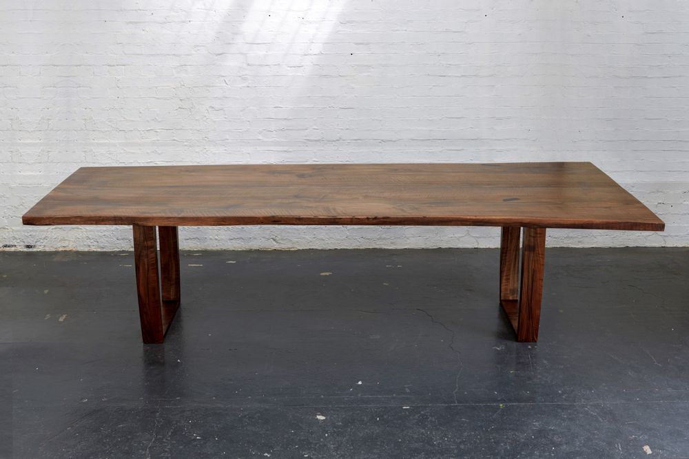 Dining Tables - English walnut dining table. - JONATHAN FIELD