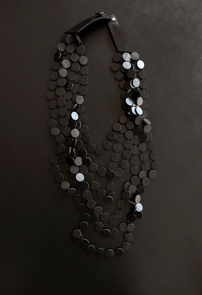Cadeaux - Bijoux de cuir - Collier PERL' - SOPHIE • TERRIERE