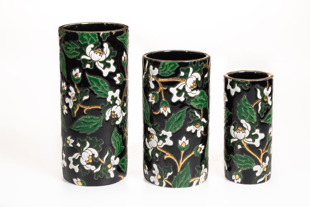 Vases - CORNET VASES (3 sizes). - MANUFACTURE DES EMAUX DE LONGWY 1798